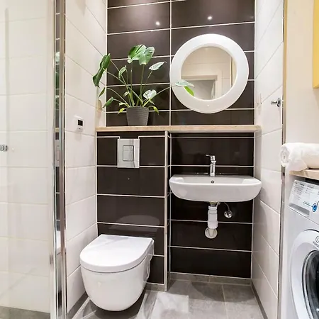 Apartment In Perfect Location - Metro Ratusz Arsenal Warsaw Exterior photo