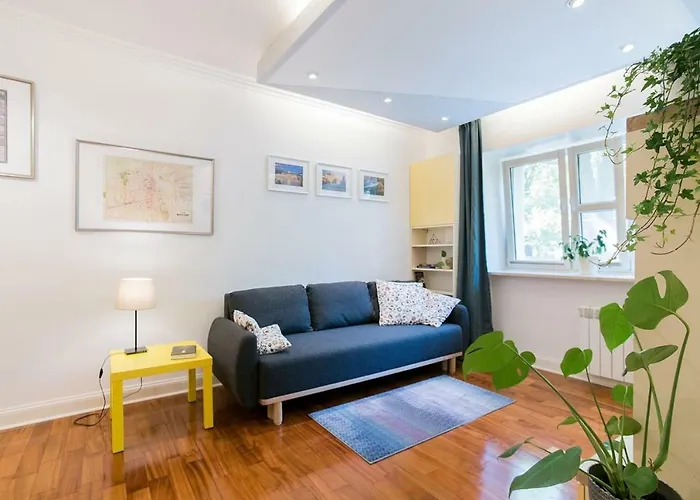 Apartment In Perfect Location - Metro Ratusz Arsenal
